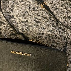 Black Michael kors cross over